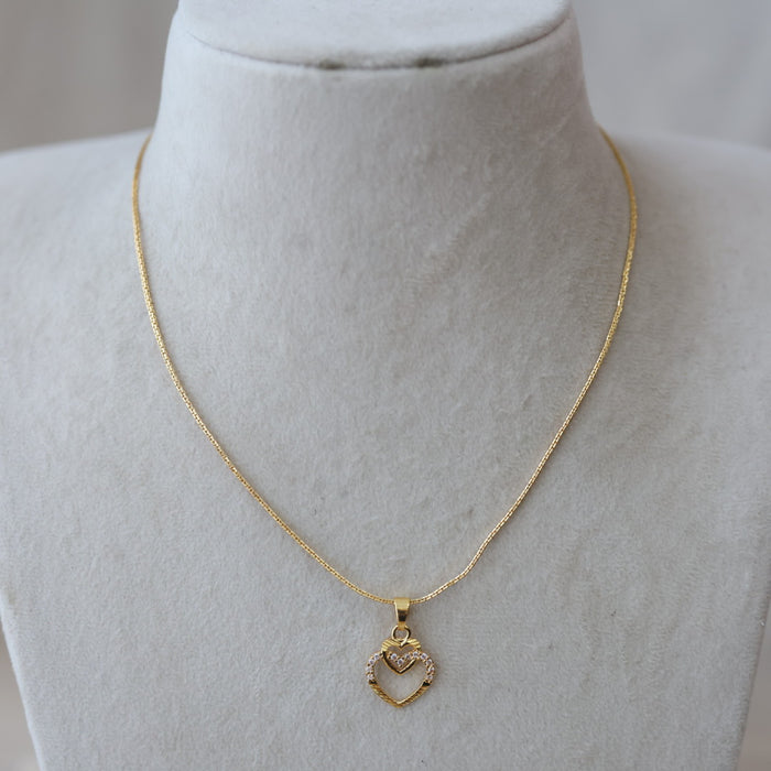Heritage gold plated simple pendant short chain HC654