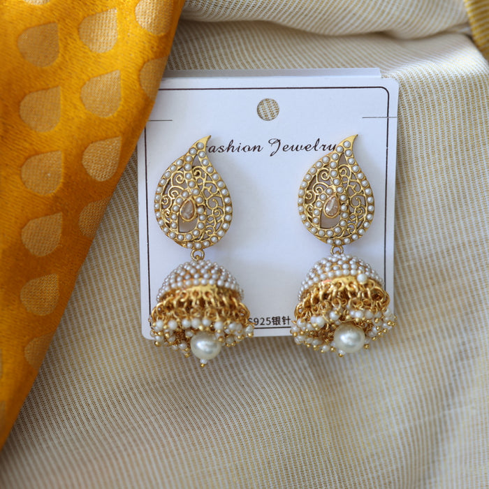 Antique gold and pearl jumka earrings AJ132