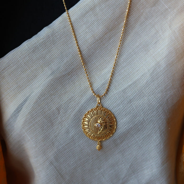 Heritage gold plated padakam long chain HP323