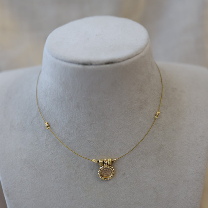 Heritage gold coin invisible short necklace IN3455