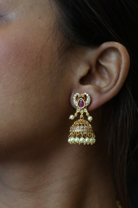 Antique pearl short necklace with earrings SS12003