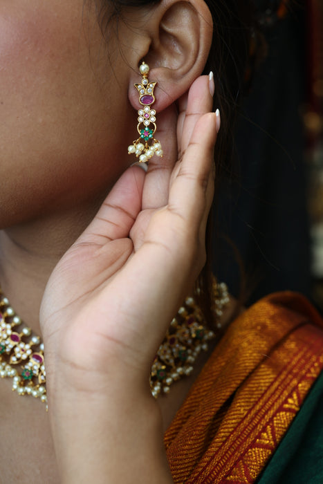Antique short necklace with earrings SS12010