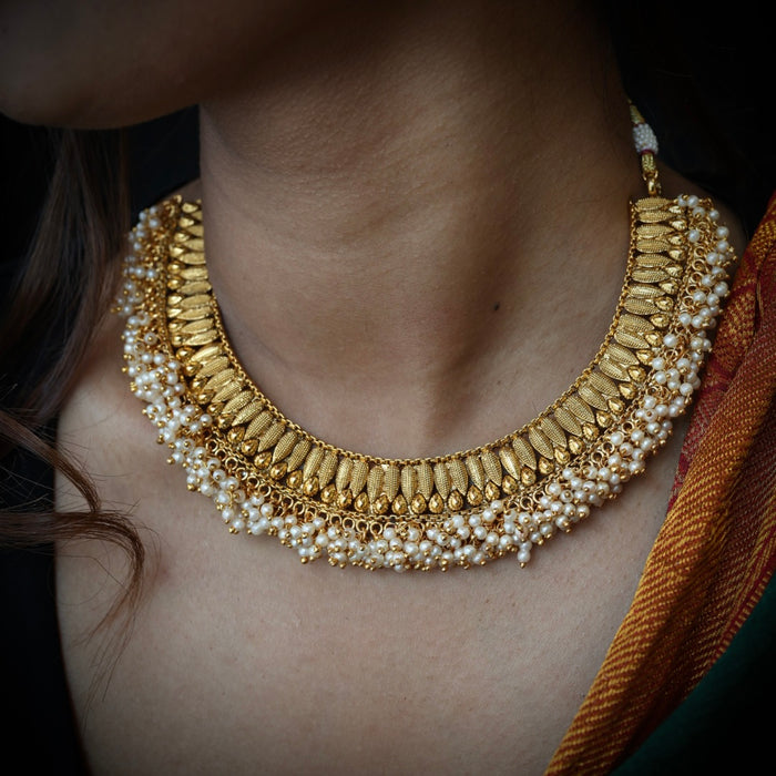 Antique gold stone and pearl short necklace and earrings SS12020
