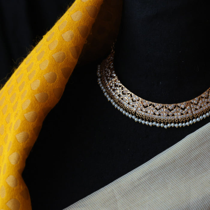 Heritage gold plated pearl short necklace H329