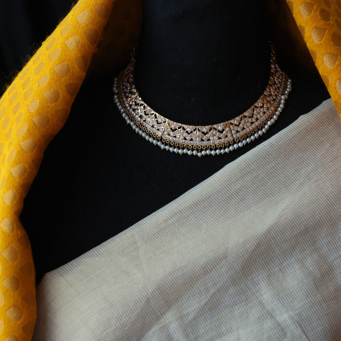 Heritage gold plated pearl short necklace H329