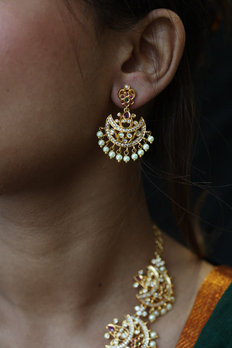 Antique pearl short necklace and earring SS12088