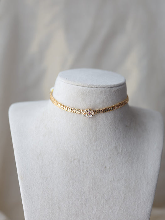 Heritage gold plated white stone coker necklace H751