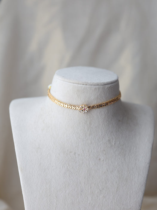 Heritage gold plated white stone coker necklace H751