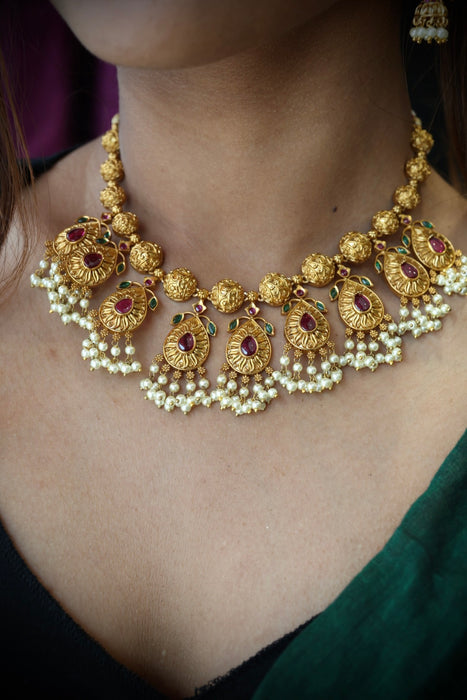 Antique short necklace and earrings  SS11011