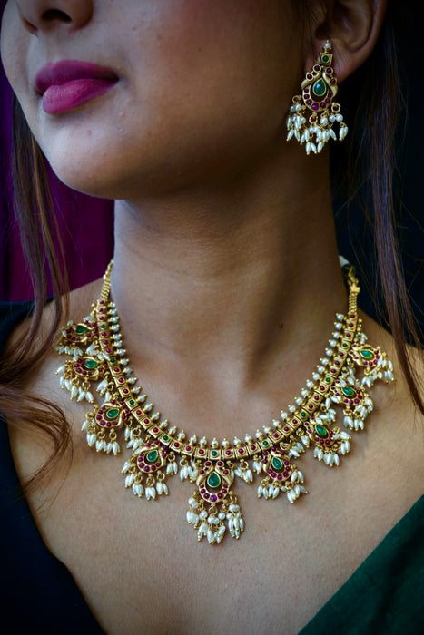 Antique pearl short necklace with earrings SS11016