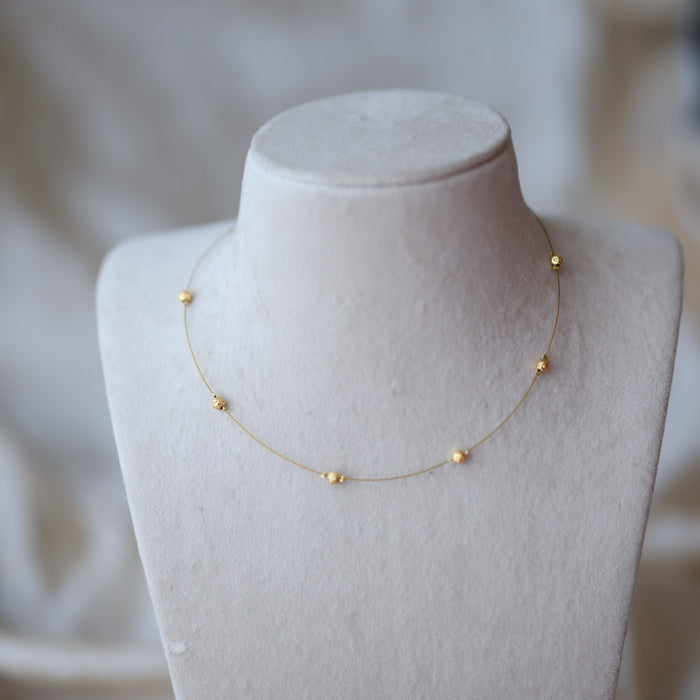 Heritage gold plated invisible short necklace IN973