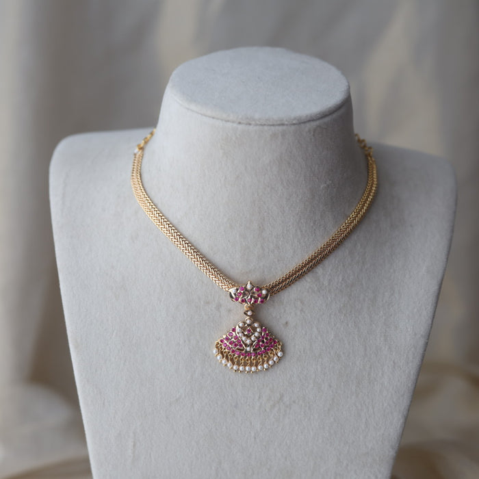 Heritage gold plated short necklace H043