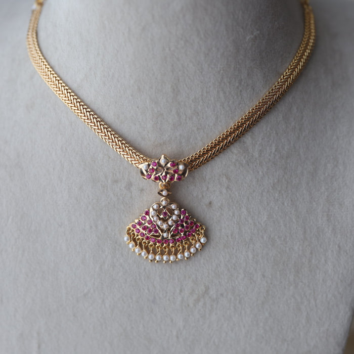 Heritage gold plated short necklace H043