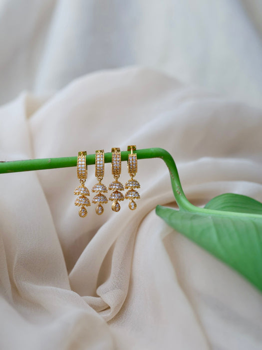 Heritage gold plated white stone hoop earrings HD899