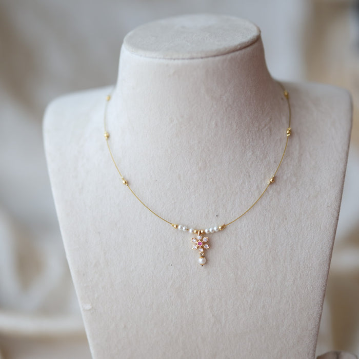 Heritage gold plated invisible short necklace IN245