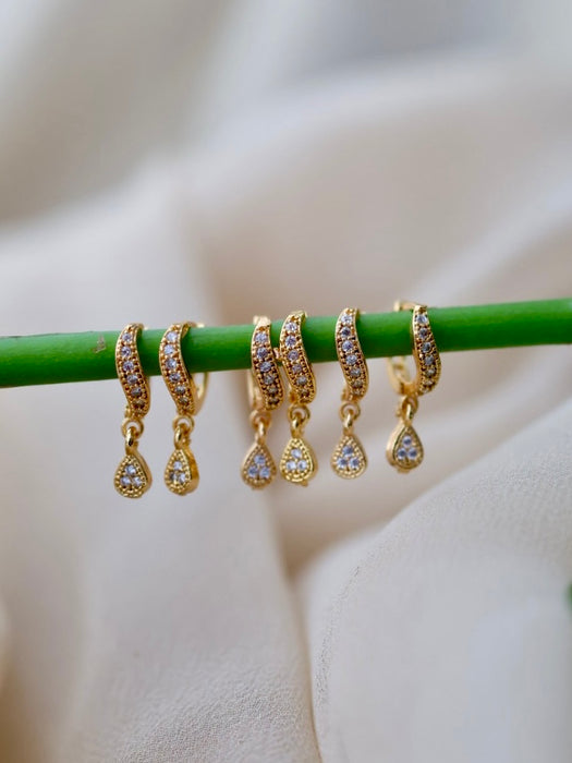 Heritage gold plated white stone hoop earrings HD1092