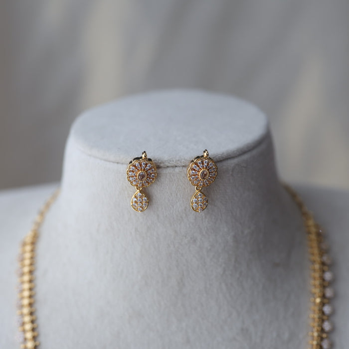 Heritage gold plated white stone long necklace HL764