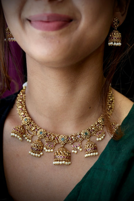 Antique short necklace with earrings SS11034