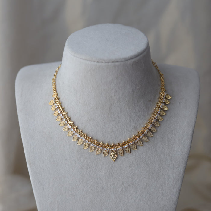 Heritage gold plated white stone mango short necklace H1457