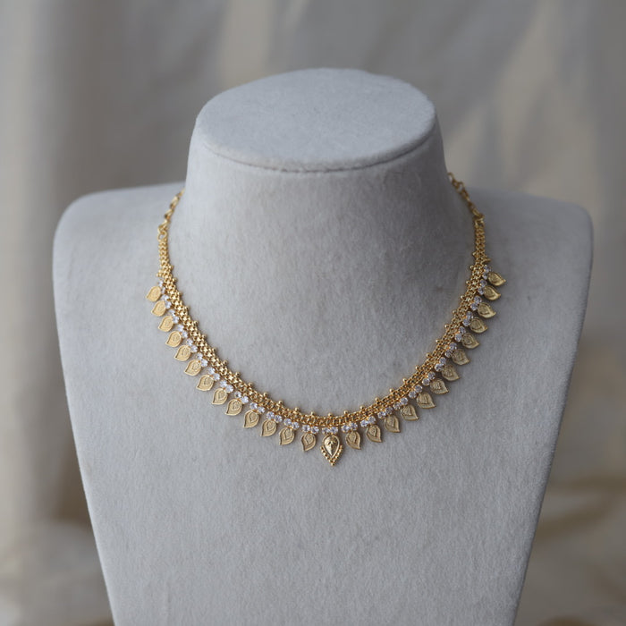 Heritage gold plated white stone mango short necklace H1457