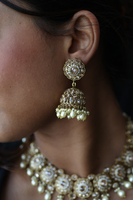 Trendy white bead choker necklace with earrings and tikka TW002