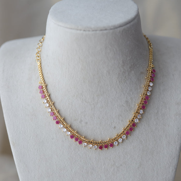 Heritage gold plated ruby white stone short necklace H532