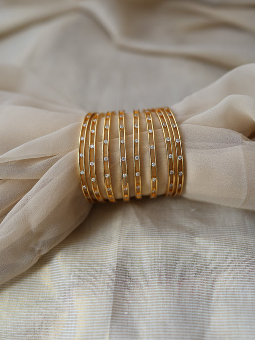 Heritage gold plated white stone bangle (1 set  of 4 bangles) HB298
