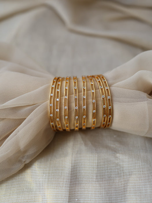 Heritage gold plated white stone bangle (1 set  of 4 bangles) HB298