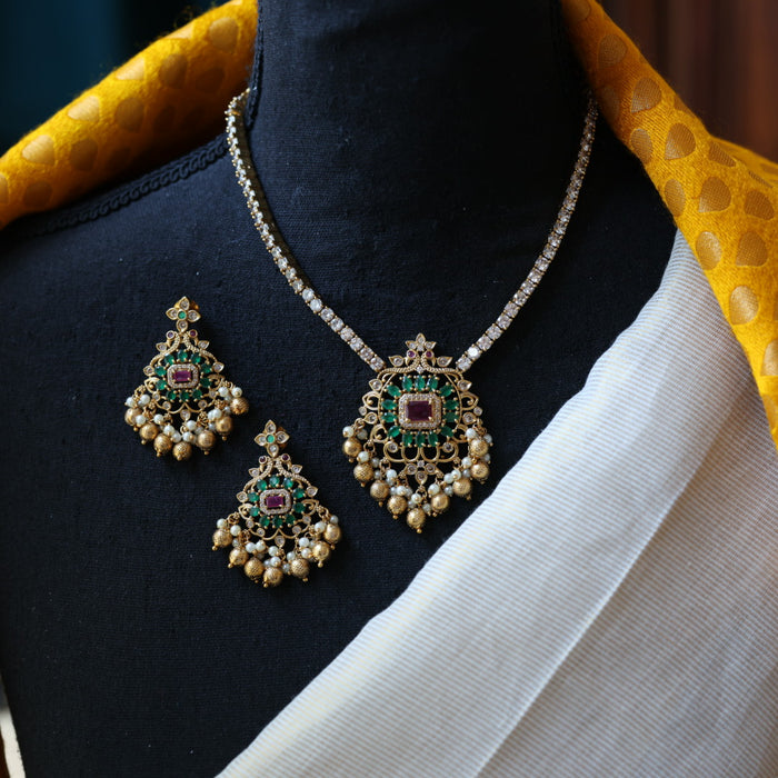 Antique green stone short necklace with earrings TTS3452