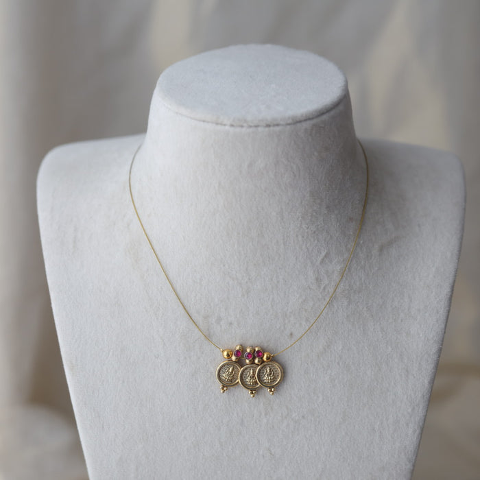 Antique coin design invisible short necklace IN4122