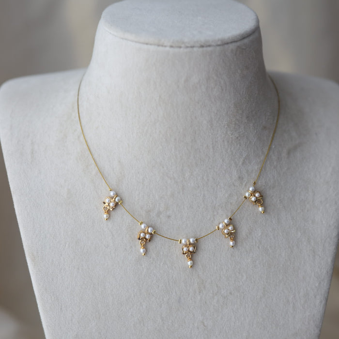 Heritage gold plated pearl invisible short necklace IN902
