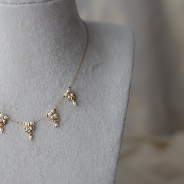 Heritage gold plated pearl invisible short necklace IN902