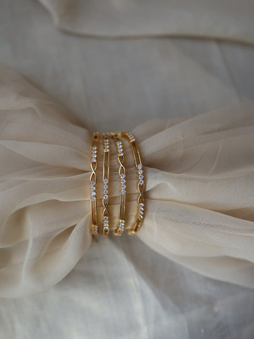 Heritage gold plated white stone bangle (1 set  of 4 bangles) HB221