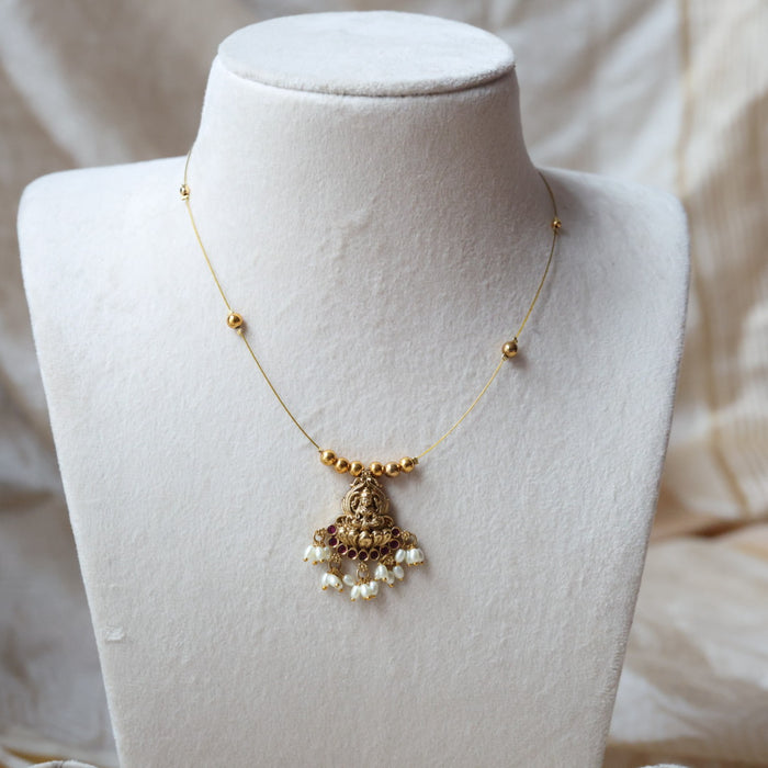 Antique green bead invisible short necklace IN456