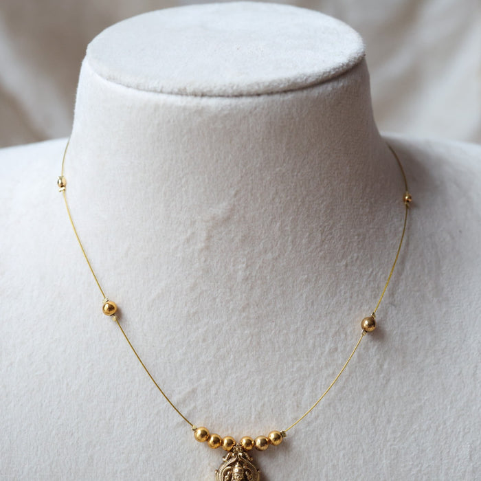 Antique green bead invisible short necklace IN456