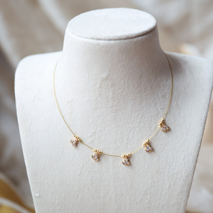 Antique invisible short necklace IN4556