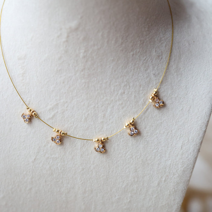 Antique invisible short necklace IN4556