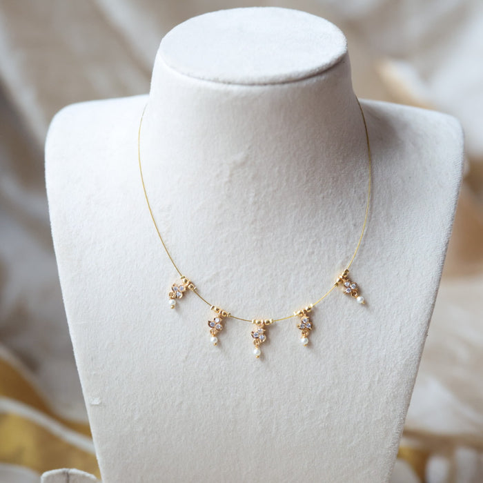 Heritage invisible short necklace IN4557