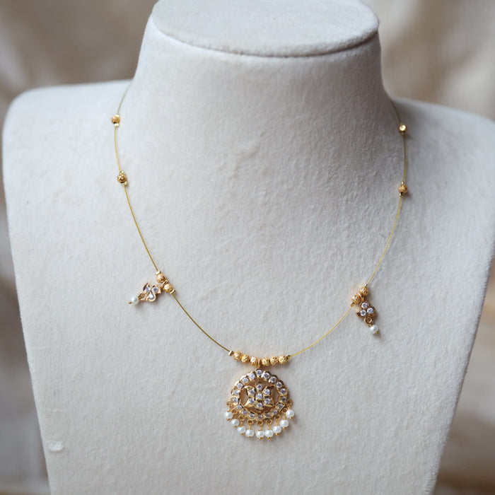 Heritage invisible short necklace IN4559