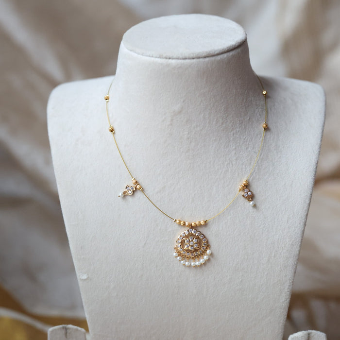 Heritage invisible short necklace IN4559