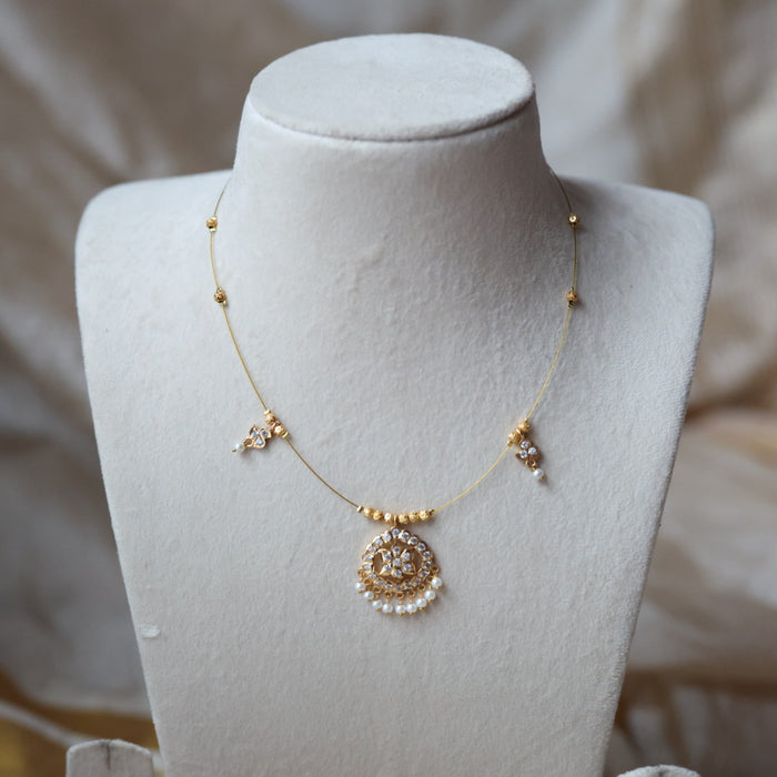 Heritage invisible short necklace IN4559