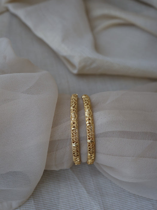 Heritage gold plated gold bangle (1 set of 2 bangles) HB207