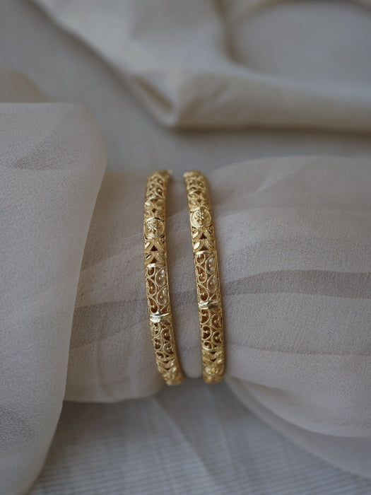 Heritage gold plated gold bangle (1 set of 2 bangles) HB207