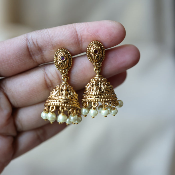 Trendy pearl drop earrings  TJ47