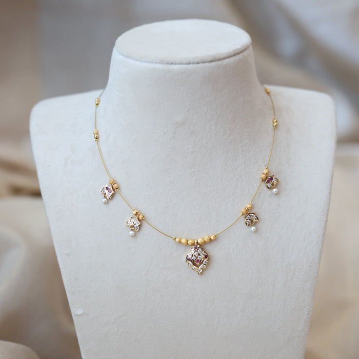 Heritage invisible short necklace IN4560