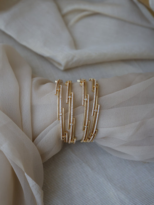 Heritage gold plated white stone bangle (1 set  of 2 bangles) HB214