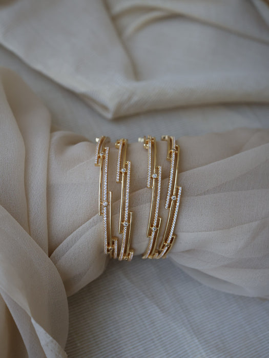 Heritage gold plated white stone bangle (1 set  of 2 bangles) HB214