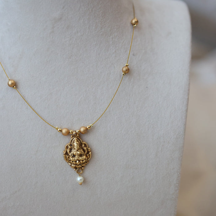 Antique invisible short necklace IN4561