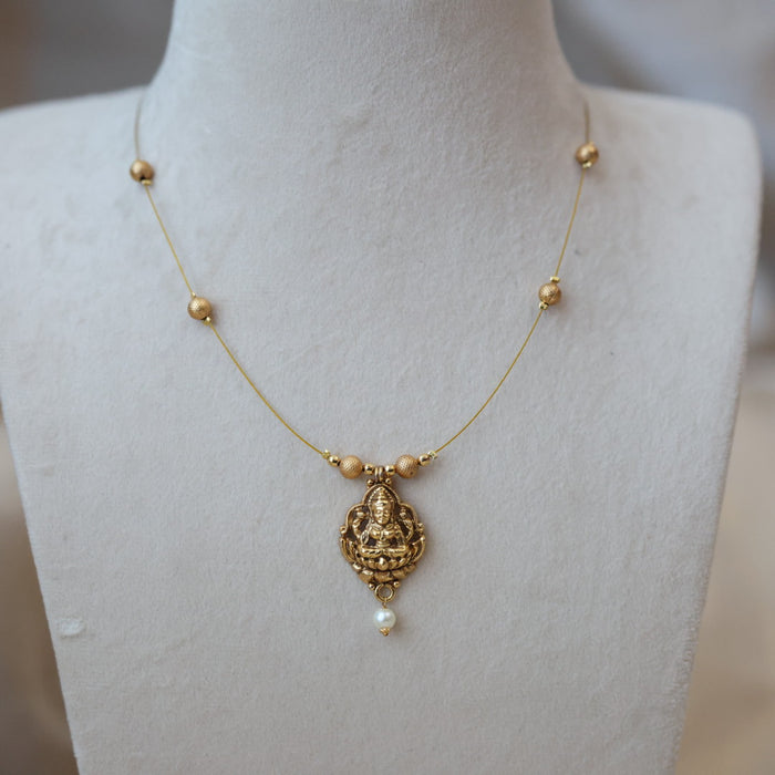 Antique invisible short necklace IN4561