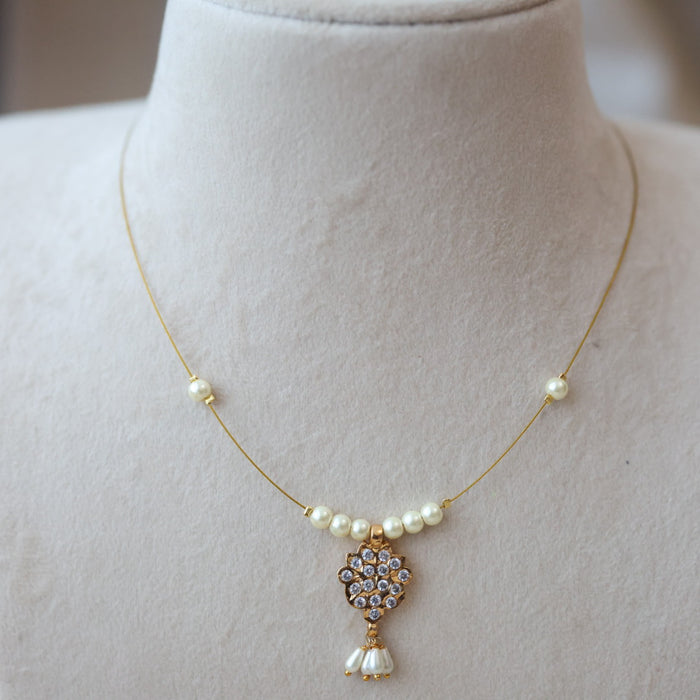 Heritage invisible short necklace IN4563